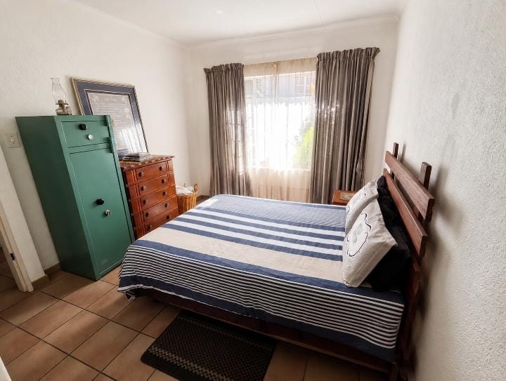 3 Bedroom Property for Sale in Safari Gardens North West